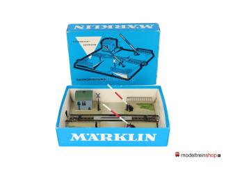 Marklin H0 7390 V7 Spoorwegovergang M rail - Modeltreinshop