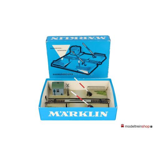 Marklin H0 7390 V7 Spoorwegovergang M rail - Modeltreinshop