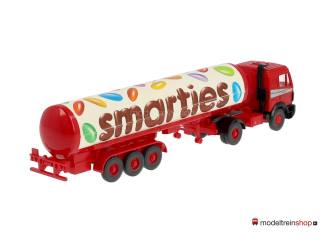 Wiking H0 78631 Mercedes Tankwagen Smarties - Modeltreinshop