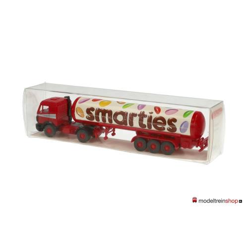 Wiking H0 78631 Mercedes Tankwagen Smarties - Modeltreinshop