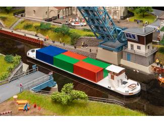 Faller HO 131013 - Riviervrachtschip met containers - Modeltreinshop