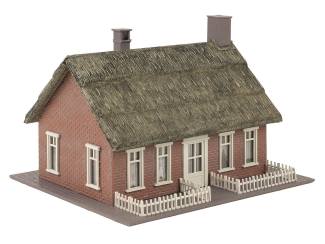 Faller HO 131318 Noord-Duits huis met rieten dak - Modeltreinshop