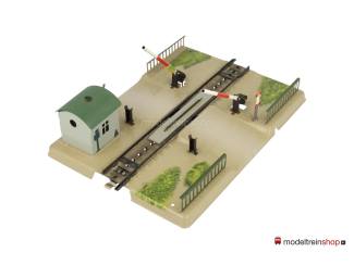 Marklin H0 7390 V8 Spoorwegovergang M rail - Modeltreinshop