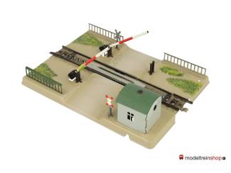 Marklin H0 7390 V8 Spoorwegovergang M rail - Modeltreinshop