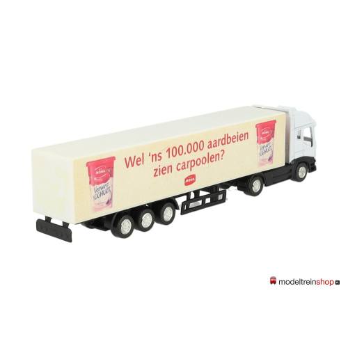 H0 Vrachtwagen - Mona - wel 'ns 100.000 aardbeien zien carpoolen? - Modeltreinshop